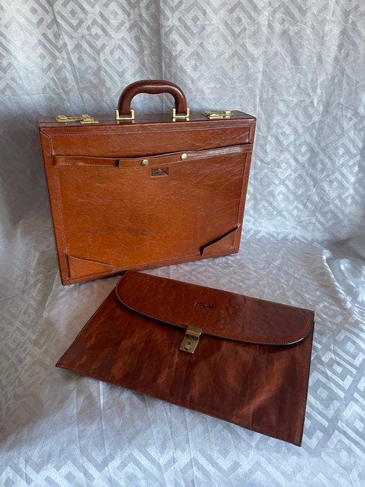 Conte Max - 24 ore - NO RESERVE PRICE - Handtas, Antiek en Kunst, Curiosa en Brocante
