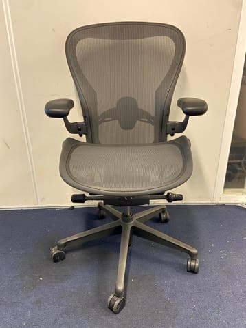 Herman Miller Aeron Remastered Bureaustoel, Maat C, Verzenden, Zwart, Zo goed als nieuw, Bureaustoel