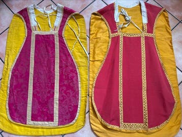 Chasuble romaine ancienne - Broderie - Orfroi - Fil doré (2)