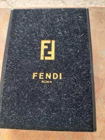 Fendi - Sans prix de réserve - Briquet de poche - En, Nieuw