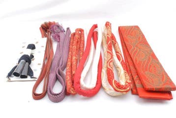 Ensemble de 31/ Kimono japonais vintage – 21 obijime et 10