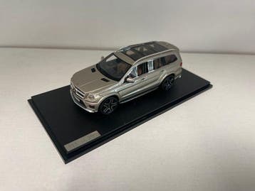 GLM 1:43 - Modelauto - Mercedes-Benz AMG GL63 X166 2013 -