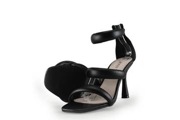 Josh V Sandalen in maat 38 Zwart, Verzenden, Zwart, Sandalen of Muiltjes, Zo goed als nieuw