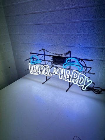 Neon sign - Laurel & Hardy