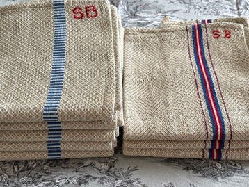 Linge de maison ancien. 8 Superbes grands torchons de