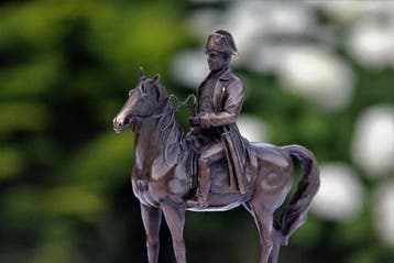 Figure - napoleon te paard - Bronze patiné