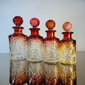 Bouteille de parfum (4) - Magnifique et rare ensemble de