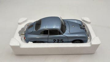 Schuco 1:18 - Modelauto - Porsche 356 A Carrera GT -, Hobby en Vrije tijd, Nieuw