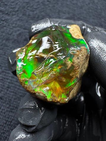 Opaal Ruw- 25.2 g