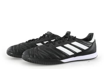 Adidas Voetbalschoenen in maat 44 Zwart, Vêtements | Hommes, Chaussures, Verzenden