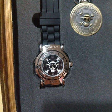 One Piece Baroque Works Premium Watch & Coin USB Memory Set