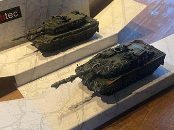 Artitec 1:87 - Model militair voertuig - Leopard 2A6, Nieuw