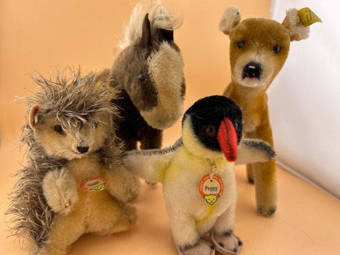 Steiff - Pluche speelgoed Peggy; Joggi, Pferd und Bambi -, Antiek en Kunst, Antiek | Speelgoed