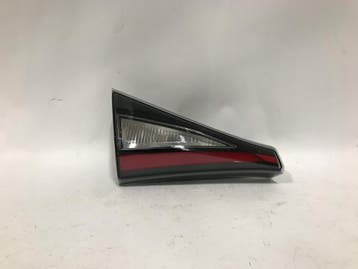 Hyundai I20 N-Line 21 - Achterlicht Links Binnen LED 92403-C, Verzenden