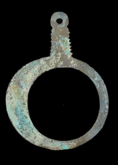 Europese Bronstijd Brons Ringvormige hanger (Zonder, Antiek en Kunst, Antiek | Overige Antiek