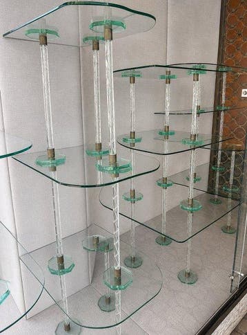 Hecho a medida - Vitrine - Kristal, Staal - Modulair, Antiek en Kunst, Curiosa en Brocante