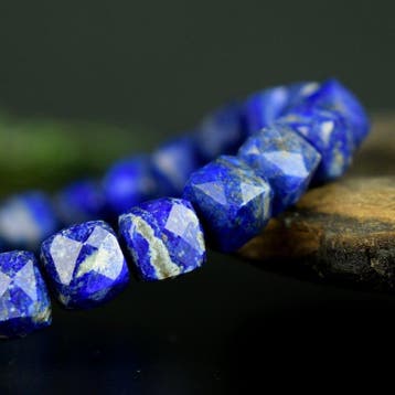 Lapis lazuli met pyriet - Grote natuurlijke parels – Hoge
