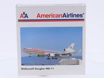 Schaal 1:500 Herpa 503389 American Airlines McDonnell Dou..., Ophalen of Verzenden, Zo goed als nieuw