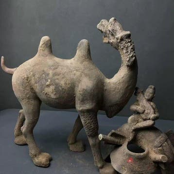 Oud Chinees, Tang-dynastie Keramiek mythologische