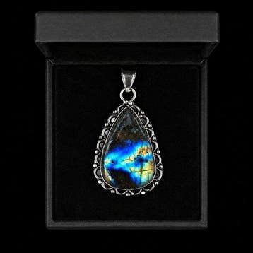 Pendentif en labradorite océanique rare - monté sur argent