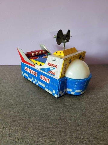 ME China - Blikken speelgoed - Universe Boat, Boxed -