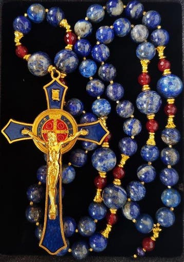 Lapis-lazuli en Robijn – Rozenkrans – Kruis van Sint-Benoît, Antiek en Kunst
