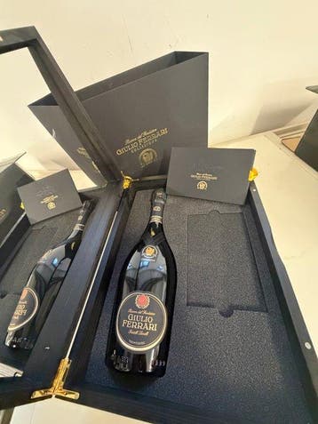 2001 Giulio Ferrari, Riserva del Fondatore Giulio Ferrari, Verzamelen, Nieuw