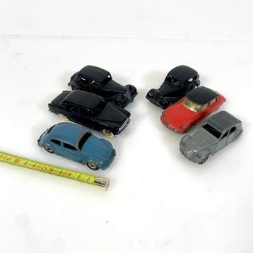 Dinky Toys, Corgi, Citroen, Peugeot, Triumph Vintage Cars -, Nieuw