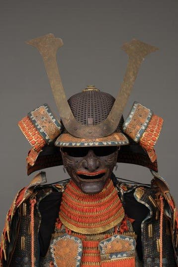 Yoroi de l’époque Edo (armure) avec ko’boshi kabuto et