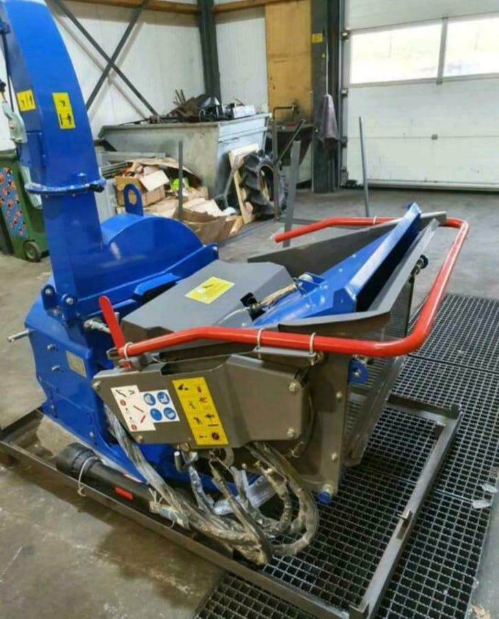 Nieuwe houthakselaar tot 16cm pro versie! PROMOTIE, Articles professionnels, Agriculture | Outils