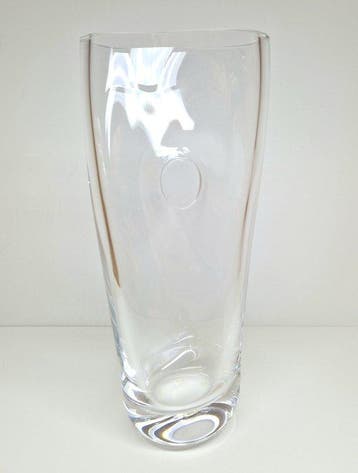 MATS JONASSON MÅLERÅS - Klas-Göran Tinbäck - Vase - 4831 -