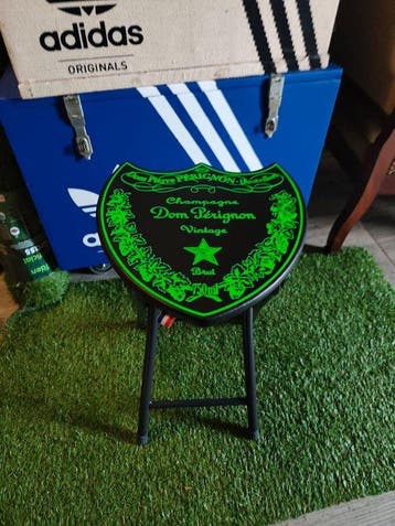 (NO RESERVE) Dom Perignon Champagne Chair – Unique