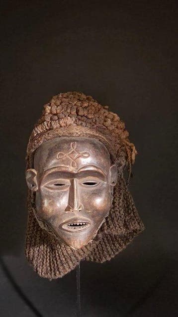 Masker van hout en raffia - Tchokwe - DR Congo (Zonder