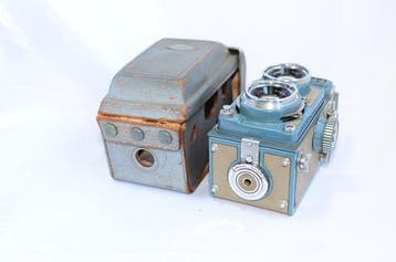 Yashica 44 rare blue/beige with Yashikor 3,5/60mm + case