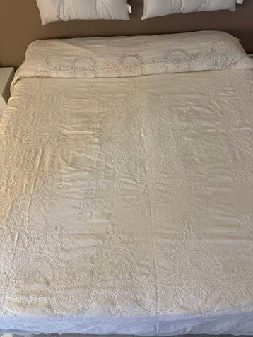 Bedsprei - 220 cm - 200 cm - Gewerkte sprei