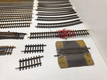 Fleischmann H0 - Modeltreinsporen (95) - Gevarieerde partij, Hobby en Vrije tijd, Nieuw