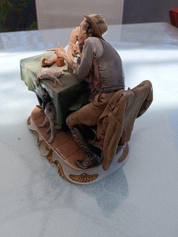 Capodimonte - Giuseppe Cappè - Beeld, Cacciatore con oste -