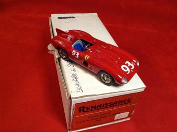 Renaissance - made in France 1:43 - Voiture de course