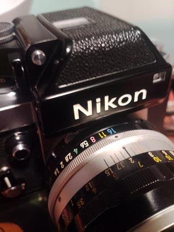 Nikon F2 + 50mm f 1.4 Nippon Kogaku Analoge camera