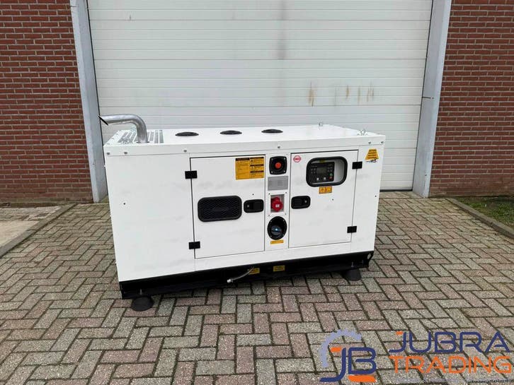 Kubota D1703 17kVA Diesel Aggregaat | 2023 | 10U | 230/400V, Articles professionnels, Machines & Construction | Générateurs, Enlèvement