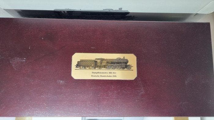 Märklin H0 - 37115 - Stoomlocomotief met tender (1) - BR, Hobby & Loisirs créatifs, Trains miniatures | HO