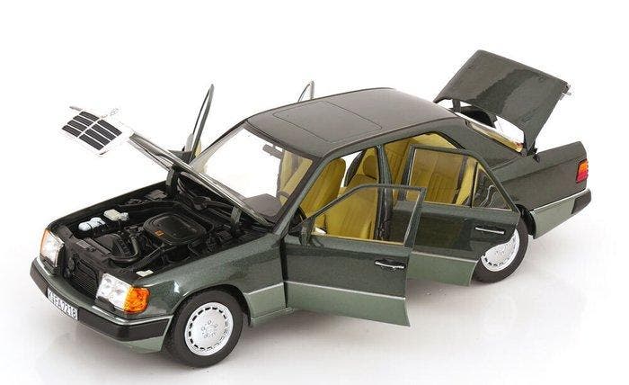 Norev 1:18 - Modelauto - Mercedes-Benz 230 E W124 - 1990 -, Hobby & Loisirs créatifs, Voitures miniatures | 1:5 à 1:12