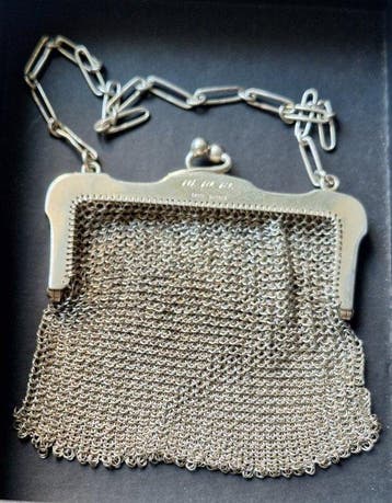 Tas, Antiek en Kunst
