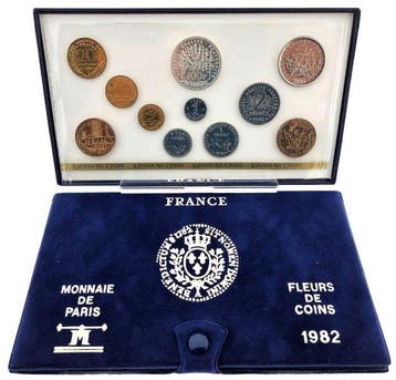 France. Official Set 1982 Fleurs de Coins (Sans prix de
