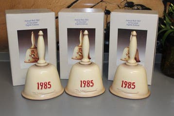 Figurine - M.I. Hummel Annual Bell 1985 3 Stück (3) -