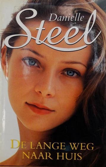 De lange weg naar huis 9789051083705 Danielle Steel, Boeken, Verzenden, Gelezen, Danielle Steel