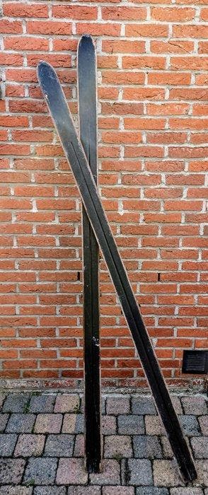 Tyrolia - oude skis - Oostenrijk jaren 50 - Plaque de sport