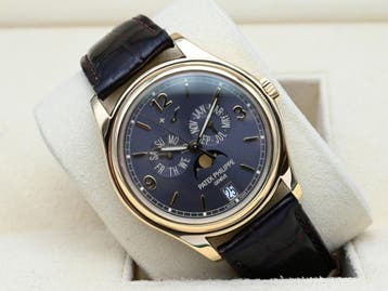 Patek Philippe Annual Calendar 5146J Year 2000s (Box), Handtassen en Accessoires, Horloges | Heren, Overige merken, Leer, Polshorloge