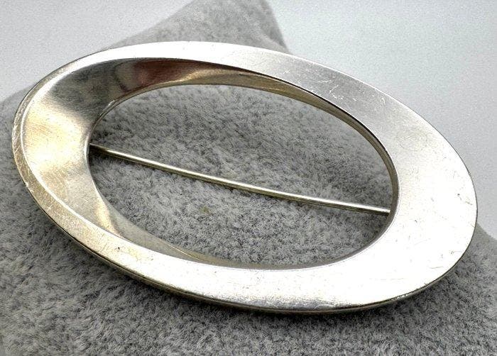 Zonder minimumprijs - Broche Zilver - Denemarken, Handtassen en Accessoires, Antieke sieraden