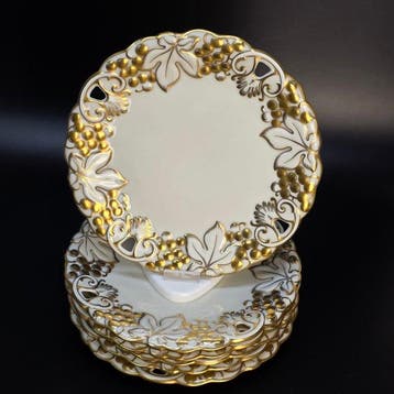 Pirkenhammer - Assiette (6) - Porcelaine - haut-relief doré